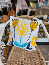 Cargar imagen en el visor de la galería, Coussin Soleil PACK 3
